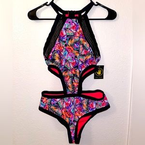 BODY GLOVE Fly Millie Black Coral Pink 1 pc Monokini Swim Suit Womens Small 🩱